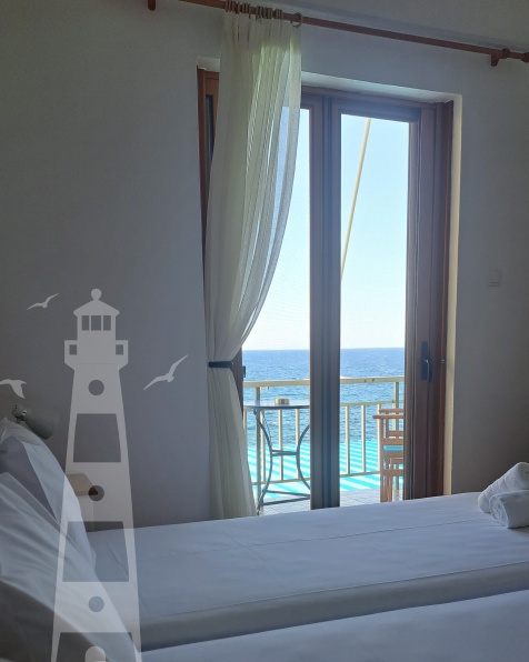 διαμονη αγιος νικολαος Μανη Φαρος